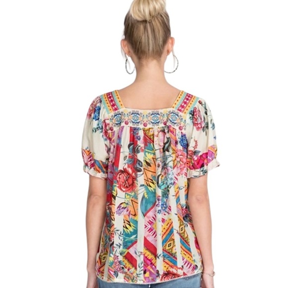 Johnny Was Blouse Size XS Tweety Mixed Print 100% Silk Floral Embroidered - Picture 11 of 15